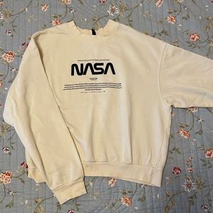 NASA Sweatshirt Women’s Large